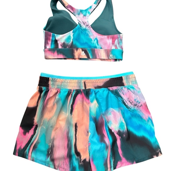 TEK GEAR Vibrant Multicolor Sports Bra and Shorts Set - Picture 6 of 6